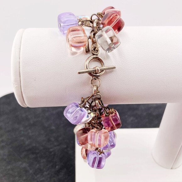 VINTAGE Purple and AB clear acrylic cube charm dangle bracelet ~ Cha-cha jewelry - Picture 8 of 9